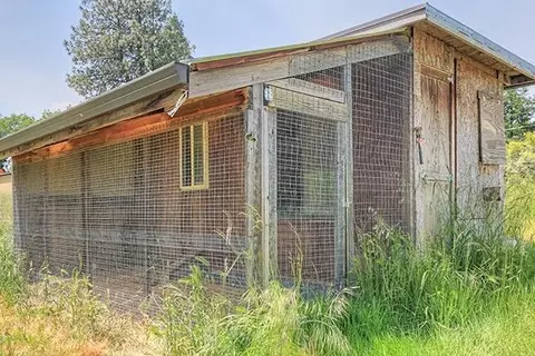 1408 Applegate Ave, Grants Pass, OR 97527 photo 14