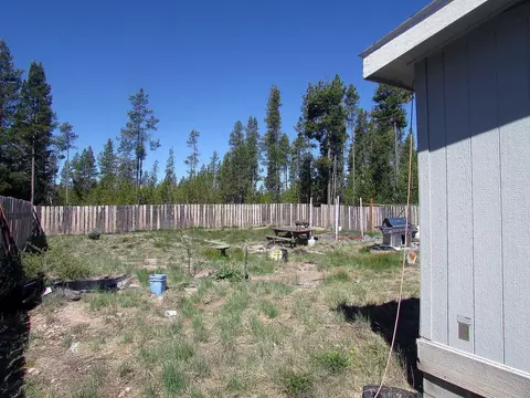 576 Lenz Rd, Chiloquin, OR 97624 photo 3