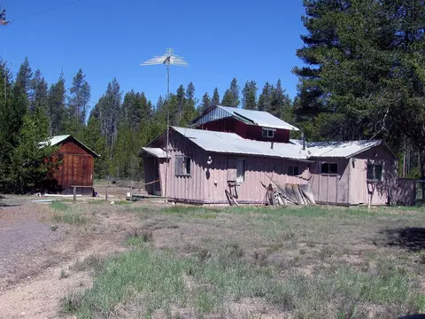576 Lenz Rd, Chiloquin, OR 97624 photo 4