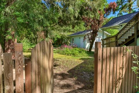 304 W Fifth St, Phoenix, OR 97535 photo 4