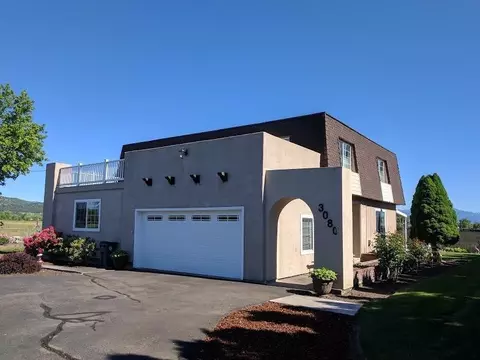 3080 Corey Rd, Central Point, OR 97502 photo 3