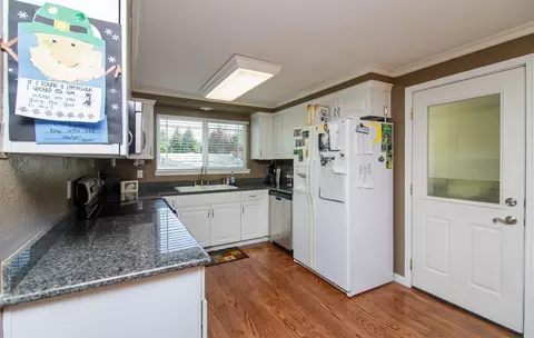 348 Rodale Dr, Eagle Point, OR 97524 photo 13