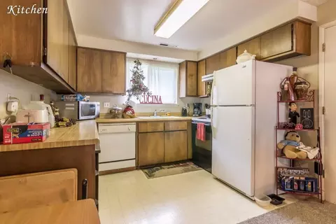 702 Brookside Cir, Rogue River, OR 97537 photo 4