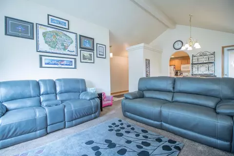 1093 Cherry St, Central Point, OR 97502 photo 13