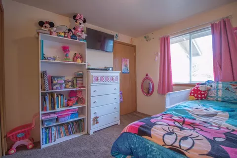 1093 Cherry St, Central Point, OR 97502 photo 17