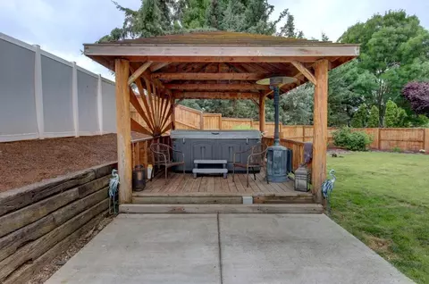 2882 Beebe Rd, Central Point, OR 97502 photo 24