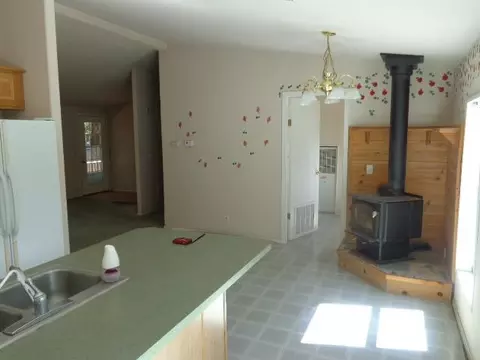 375 Kitty Dr, Eagle Point, OR 97524 photo 8