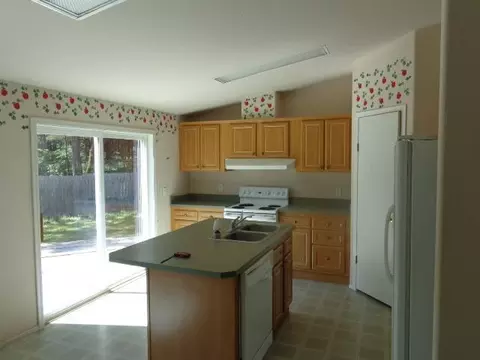 375 Kitty Dr, Eagle Point, OR 97524 photo 7