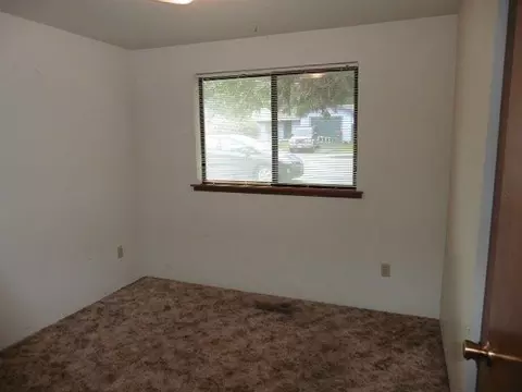 311 2nd St, Phoenix, OR 97535 photo 9