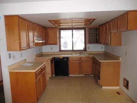 311 2nd St, Phoenix, OR 97535 photo 5