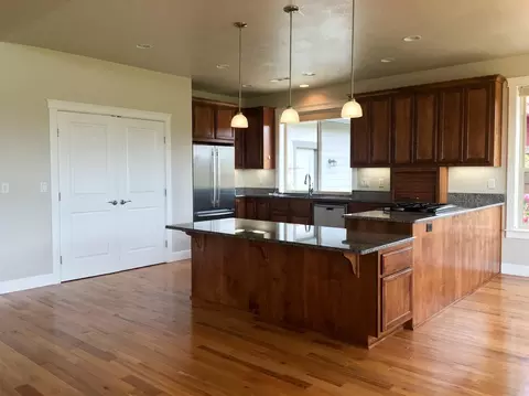 291 Echo Way, Eagle Point, OR 97524 photo 5