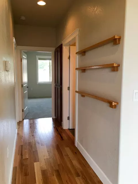 291 Echo Way, Eagle Point, OR 97524 photo 13