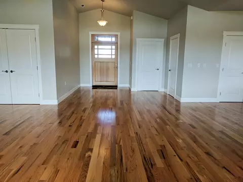 291 Echo Way, Eagle Point, OR 97524 photo 3