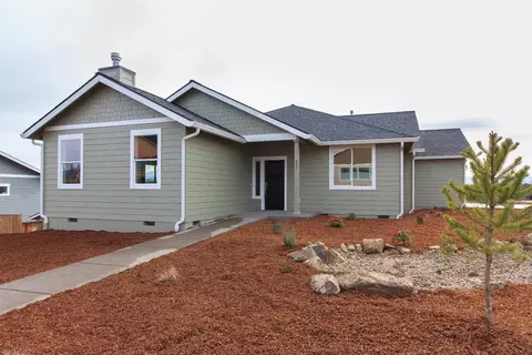 417 Echo Way, Eagle Point, OR 97524 photo 3