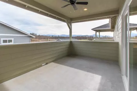 417 Echo Way, Eagle Point, OR 97524 photo 8