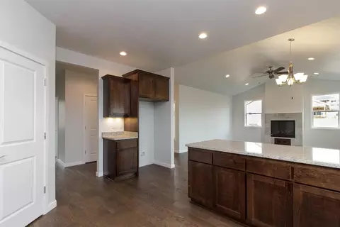 417 Echo Way, Eagle Point, OR 97524 photo 9
