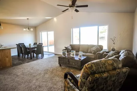 230 Retirement Ln, Cave Junction, OR 97523 photo 2