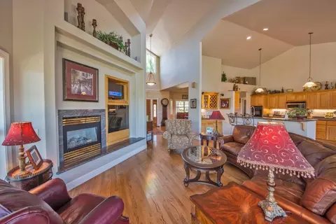 605 Silverado Way, Eagle Point, OR 97524 photo 14