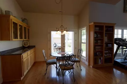 605 Silverado Way, Eagle Point, OR 97524 photo 10