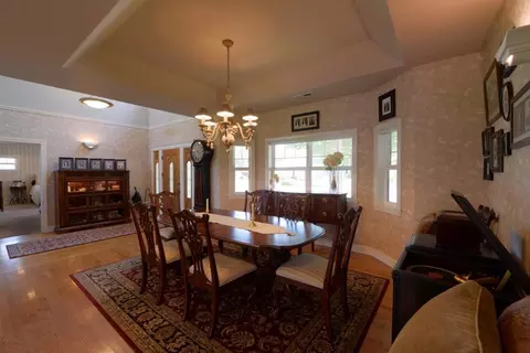 605 Silverado Way, Eagle Point, OR 97524 photo 6