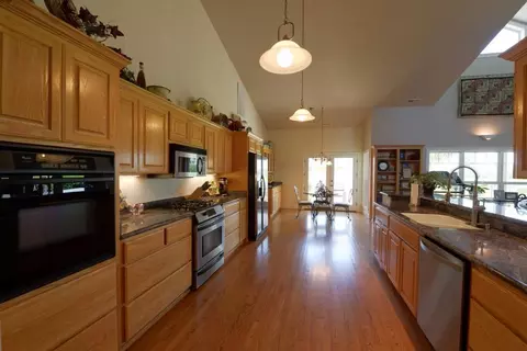 605 Silverado Way, Eagle Point, OR 97524 photo 7