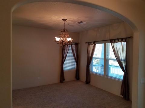 1547 Panoramic Loop, Grants Pass, OR 97527 photo 4