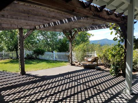 1547 Panoramic Loop, Grants Pass, OR 97527 photo 22
