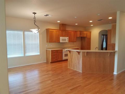 1547 Panoramic Loop, Grants Pass, OR 97527 photo 10