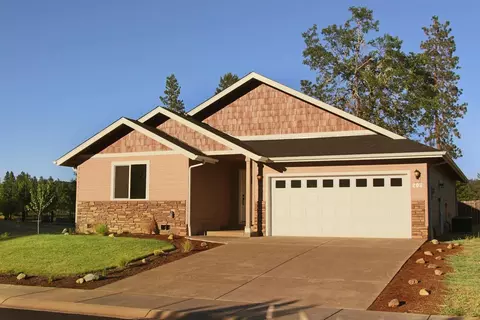 209 Pomeroy View Dr, Cave Junction, OR 97523 photo 1