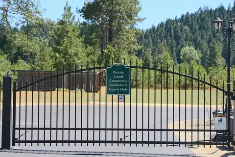 209 Pomeroy View Dr, Cave Junction, OR 97523 photo 8