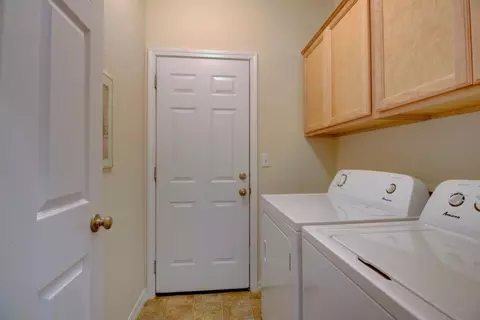 942 Ridgeview Dr, Eagle Point, OR 97524 photo 10