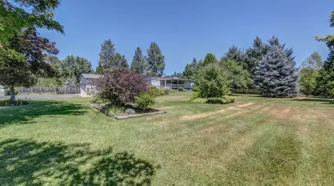 176 Ward Rd, Merlin, OR 97532 photo 3