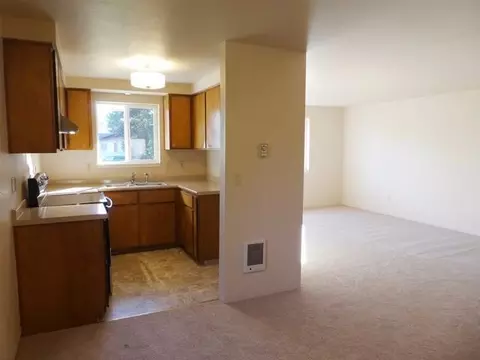 129 Edith Cir, Eagle Point, OR 97524 photo 6