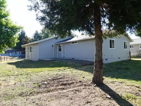 129 Edith Cir, Eagle Point, OR 97524 photo 17