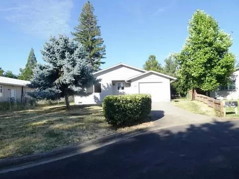 129 Edith Cir, Eagle Point, OR 97524 photo 1