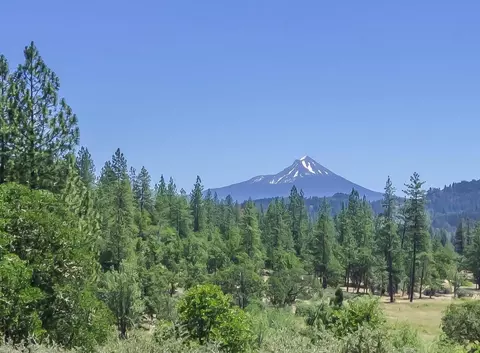 848 Crowfoot Rd, Eagle Point, OR 97524 photo 1