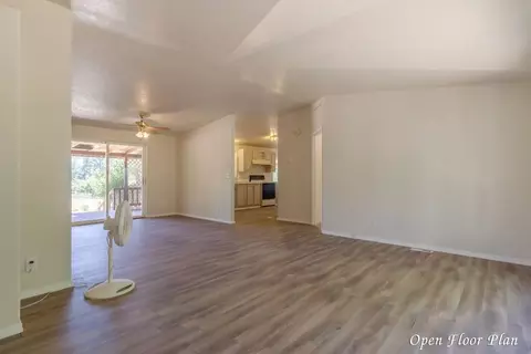 848 Crowfoot Rd, Eagle Point, OR 97524 photo 11