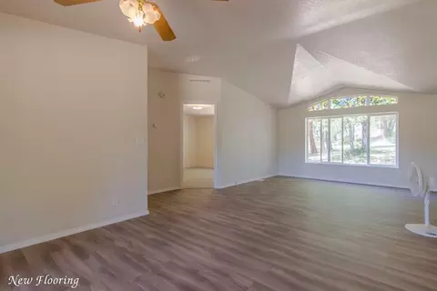 848 Crowfoot Rd, Eagle Point, OR 97524 photo 12