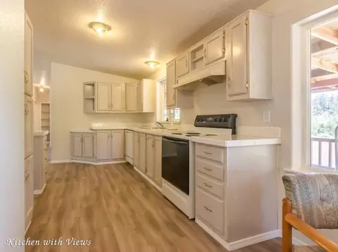 848 Crowfoot Rd, Eagle Point, OR 97524 photo 14
