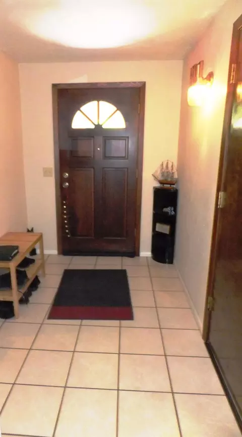 205 Ray Ct, Phoenix, OR 97535 photo 4