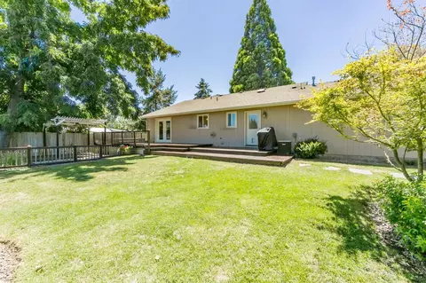 10 Dee Ct, Central Point, OR 97502 photo 16