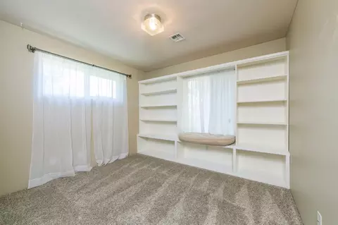 10 Dee Ct, Central Point, OR 97502 photo 12