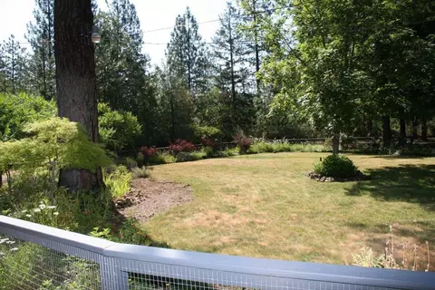 100 Sherier Rd, Cave Junction, OR 97523 photo 7