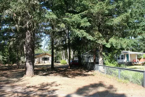 100 Sherier Rd, Cave Junction, OR 97523 photo 23