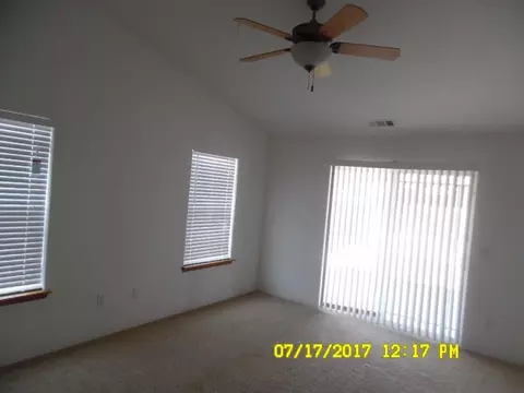 918 Win Way, Eagle Point, OR 97524 photo 16