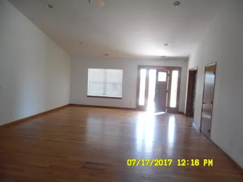 918 Win Way, Eagle Point, OR 97524 photo 14