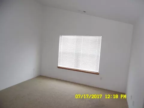 918 Win Way, Eagle Point, OR 97524 photo 3