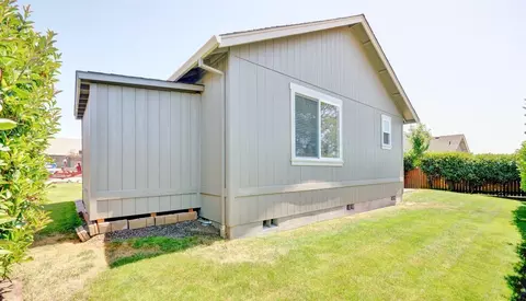 367 N Deanjou Ave, Eagle Point, OR 97524 photo 20