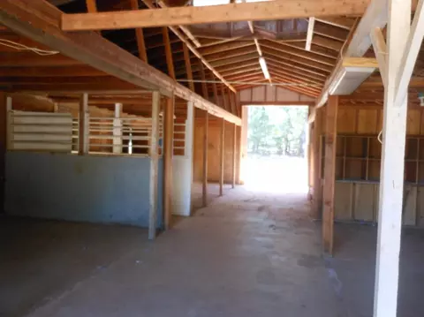 389 Summit Loop, Grants Pass, OR 97527 photo 13