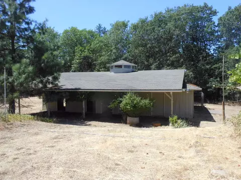 389 Summit Loop, Grants Pass, OR 97527 photo 12